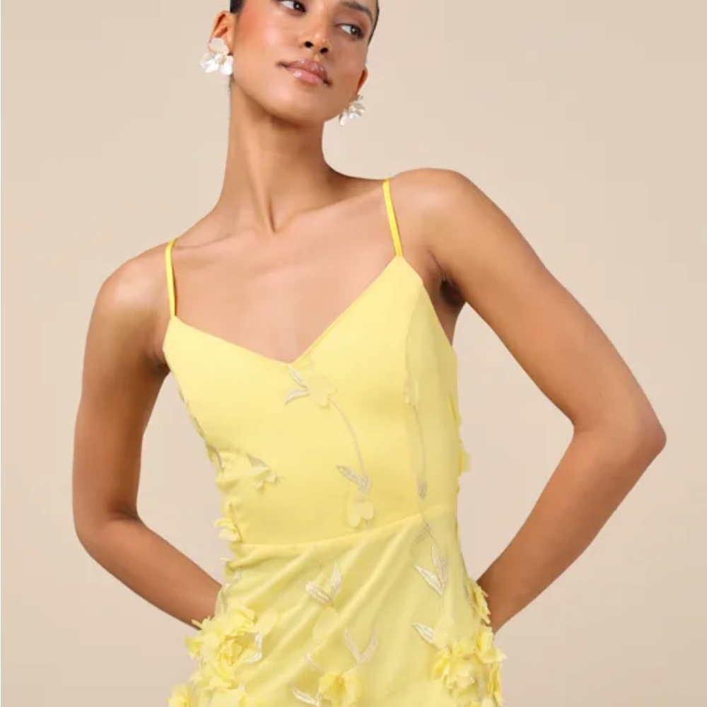 Lulu's Yellow Floral Dress